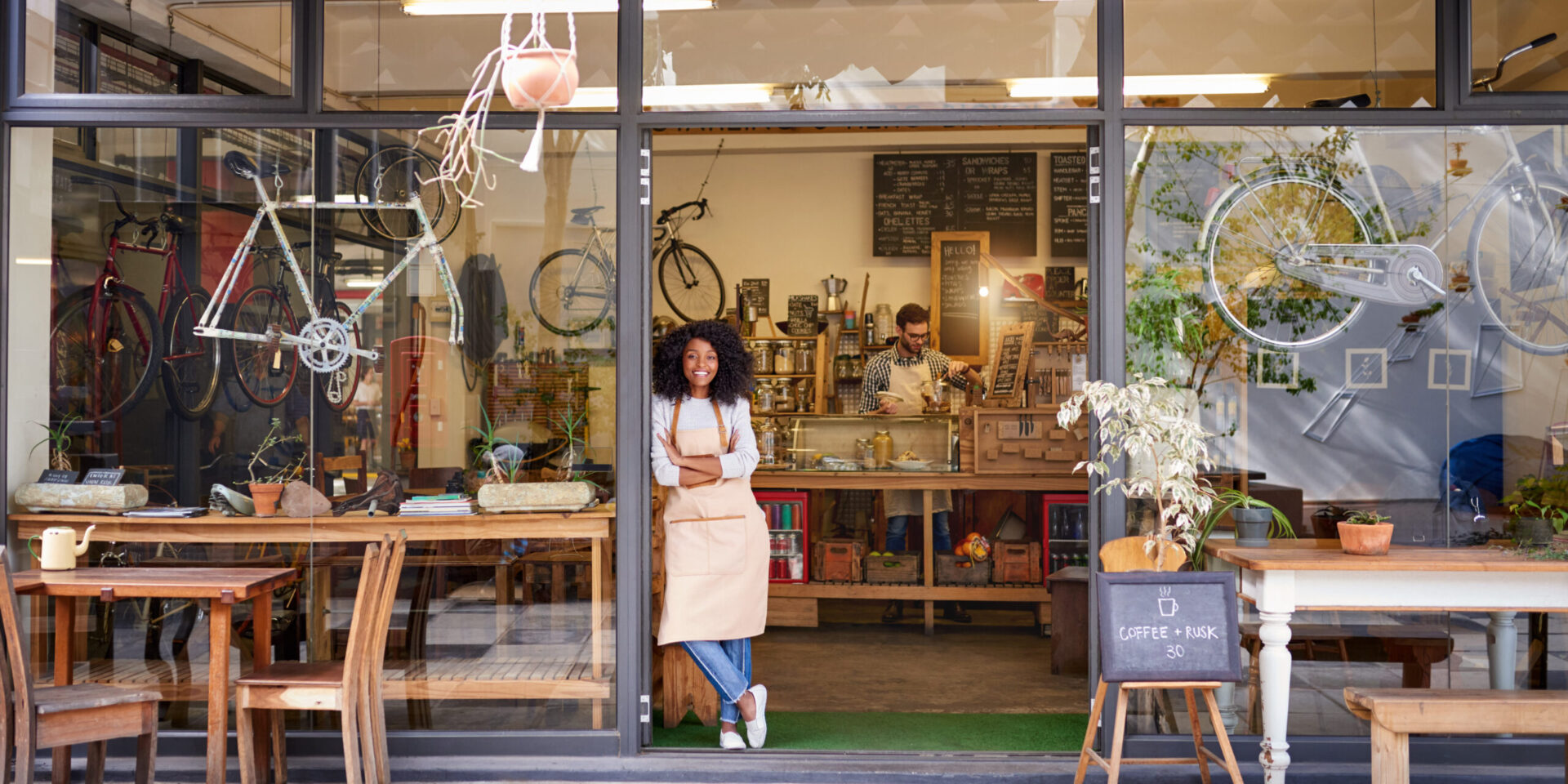 Brick-And-Mortar Marketing: Winning Strategies To Drive Foot Traffic In A Digital-First World Brick And Mortar Marketing Scaled